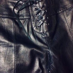 Wilson’s Women’s Leather Pants